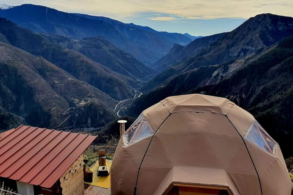 Les 3 Flocons Roure Hotel Екстериор снимка